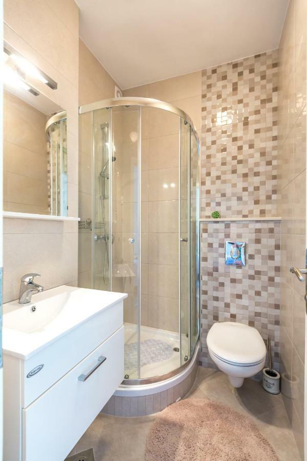 Apartment Majda Makarska Bagian luar foto